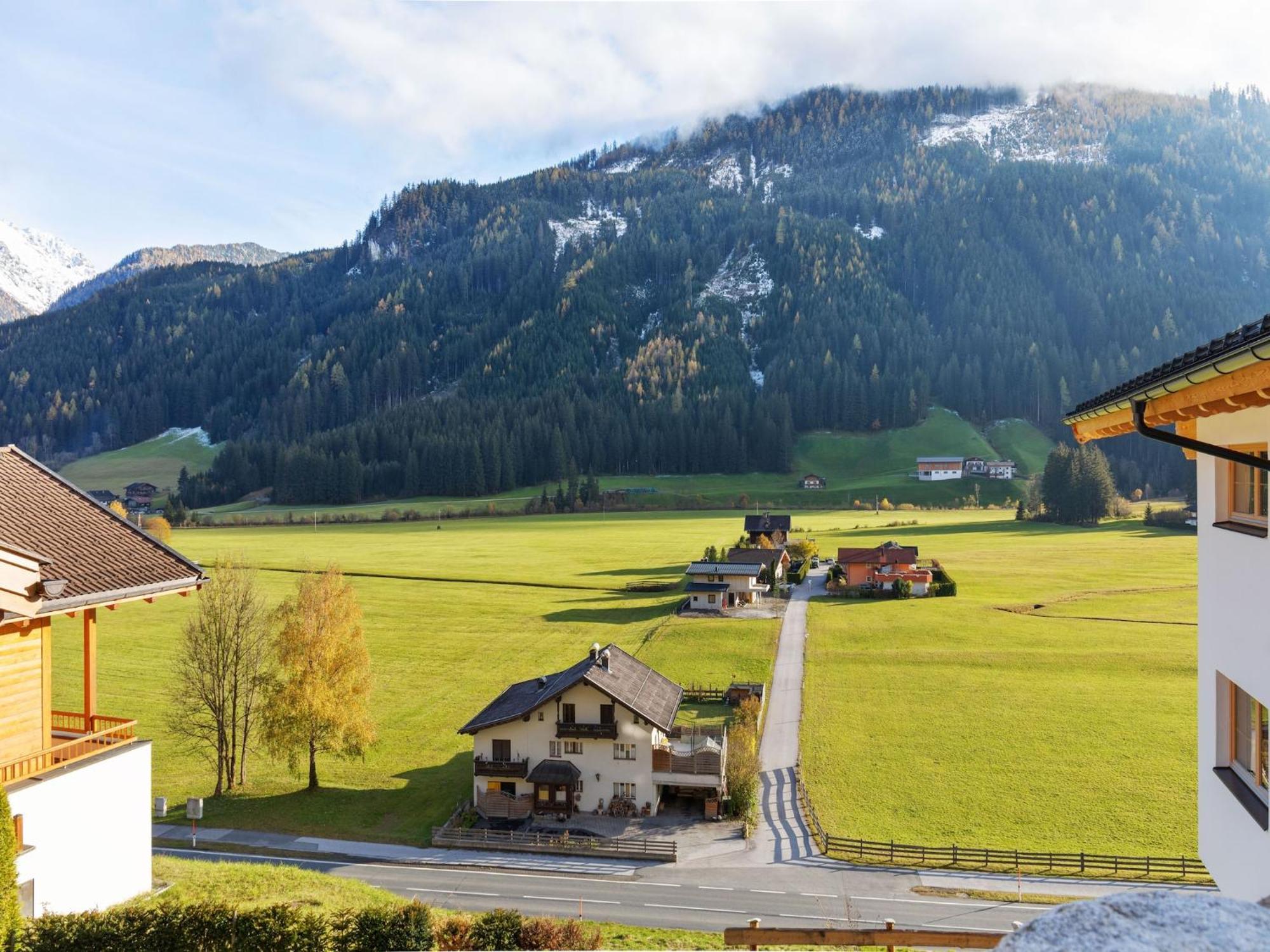 Luxurious Apartment With Sauna In Koenigsleiten Wald im Pinzgau Exteriör bild