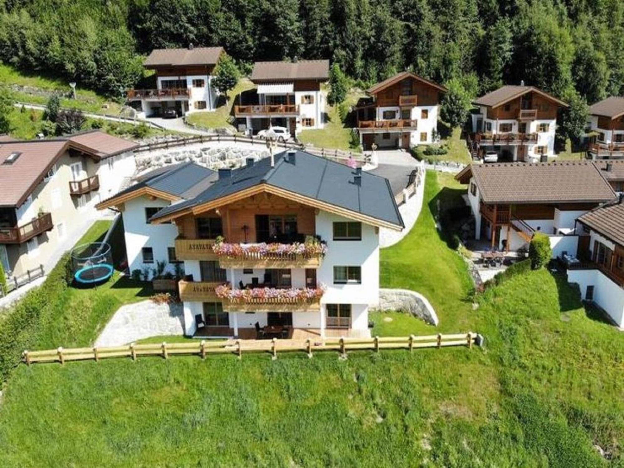 Luxurious Apartment With Sauna In Koenigsleiten Wald im Pinzgau Exteriör bild
