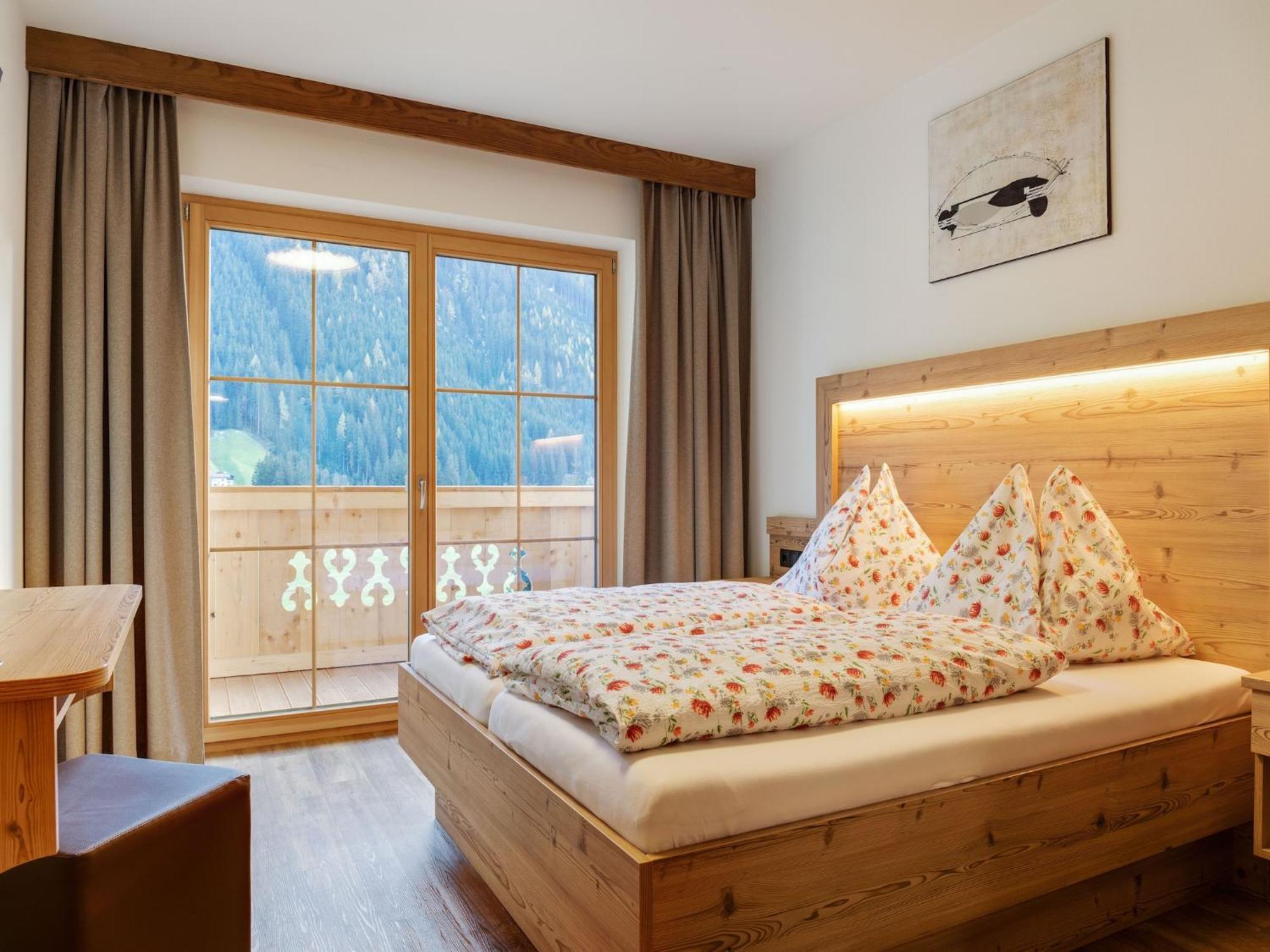 Luxurious Apartment With Sauna In Koenigsleiten Wald im Pinzgau Exteriör bild